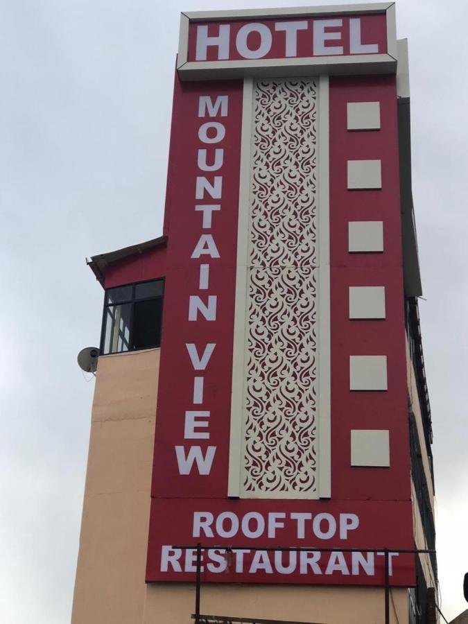 Hotel Mountain View And Rooftop Restaurant Pithorāgarh Exteriör bild